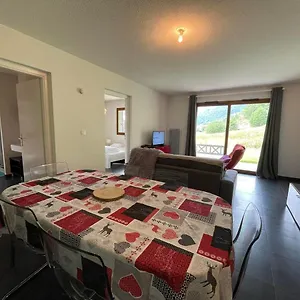 appartement-la-chapelle-dabondance-4-pices-9-personnes.hotels-rhonealpes.com/